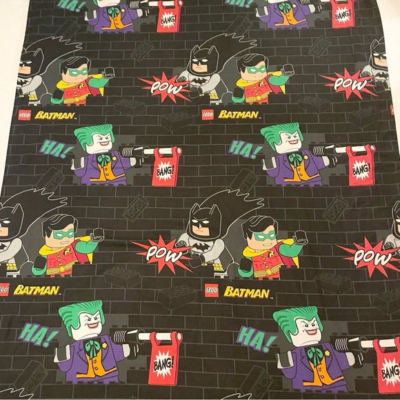 LEGO Batman and Joker Duvet Cover 77” x 52” - Picture 9 of 16